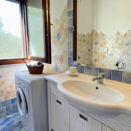 Immersi Nella Natura, Vicino Al Mare, Domo Sape Porto Pollo