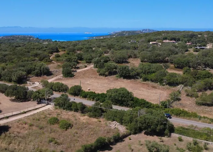 Immersi Nella Natura, Vicino Al Mare, Domo Sape Porto Pollo